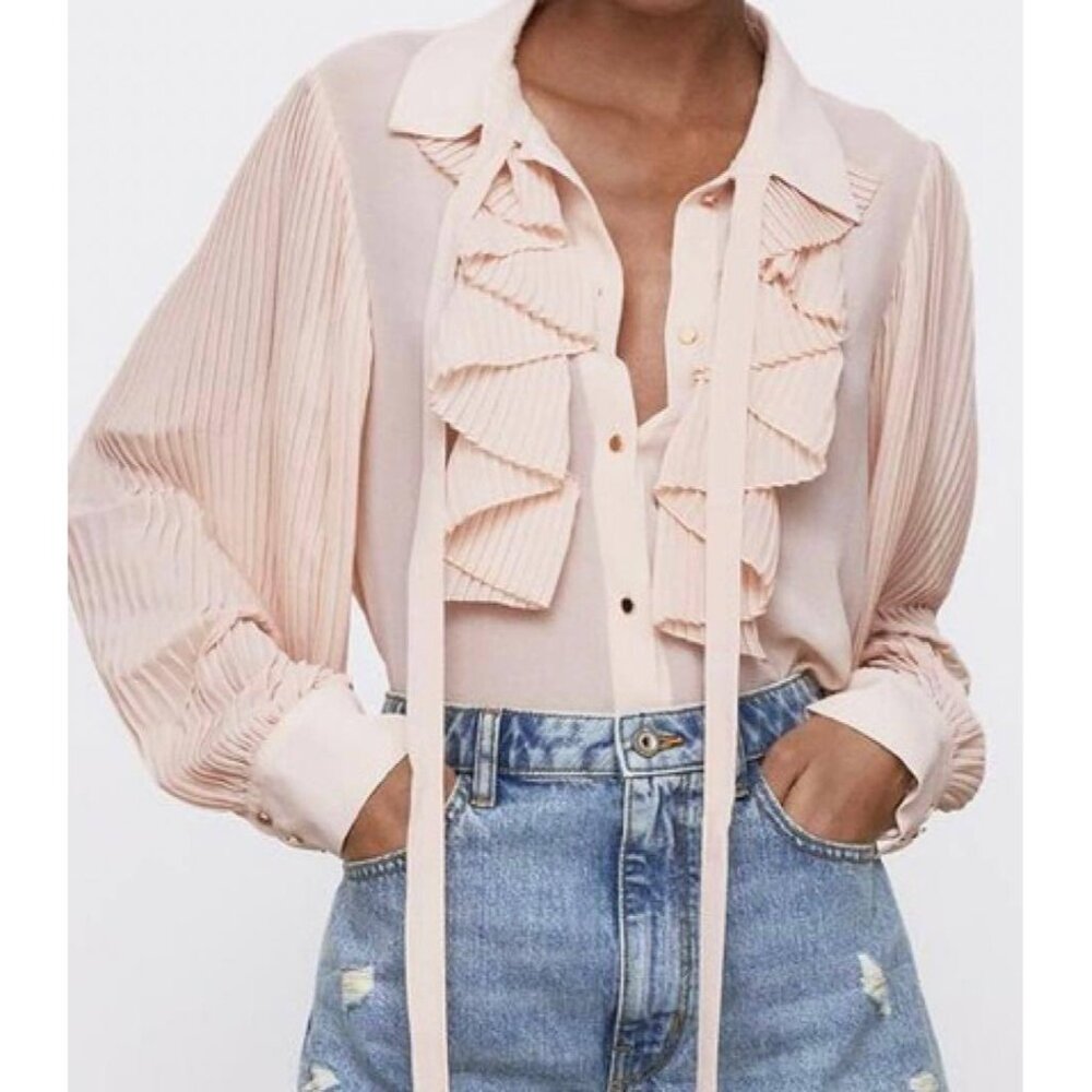 NWT Zara Nude Flowing Ruffle Blouse with Pleated sleeves Size XL 3564/069